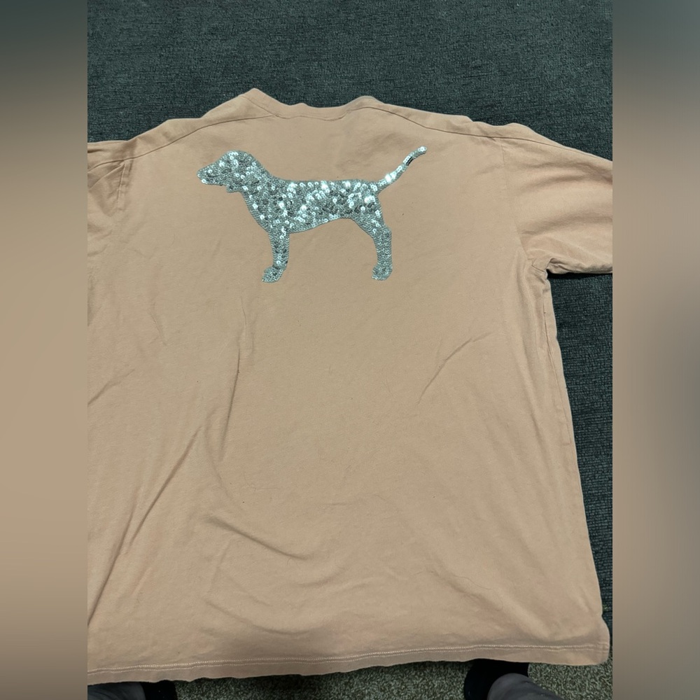 Vs pink long sleeve tee